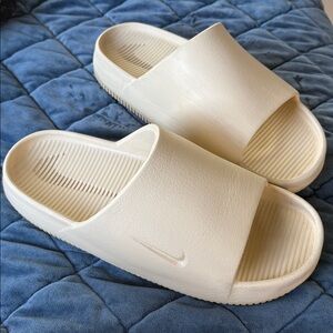 Nike calm slides M6, W7